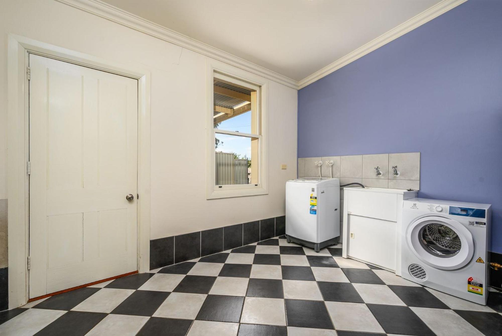 Armadale House - Kingscote Villa Екстериор снимка