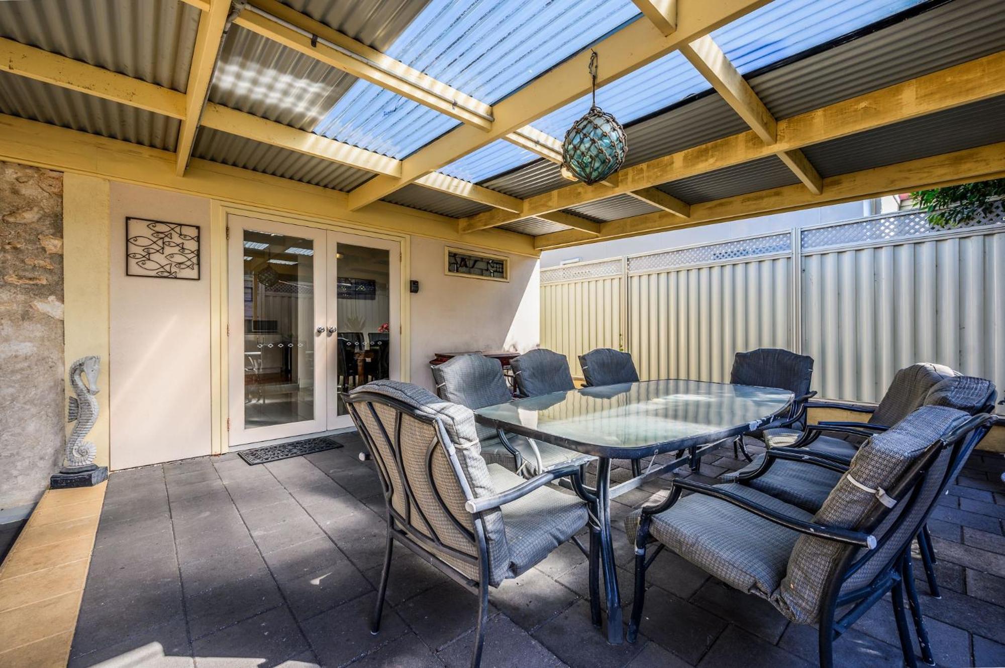 Armadale House - Kingscote Villa Екстериор снимка
